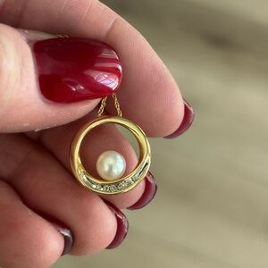 10K YG Chain & Pendant w Pearl & Diamonds